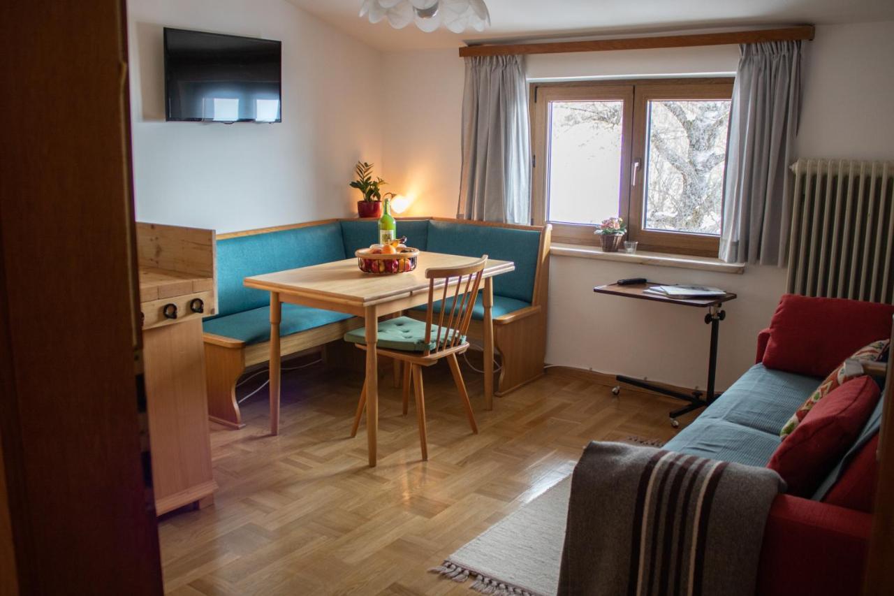 Wohnung Mit Bergblick Im Haus Sonne Райт бай Зеефелд Екстериор снимка